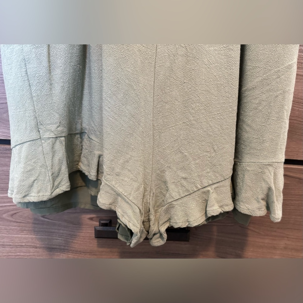 NWOT Lulus green slip on romper size M - Picture 4 of 9